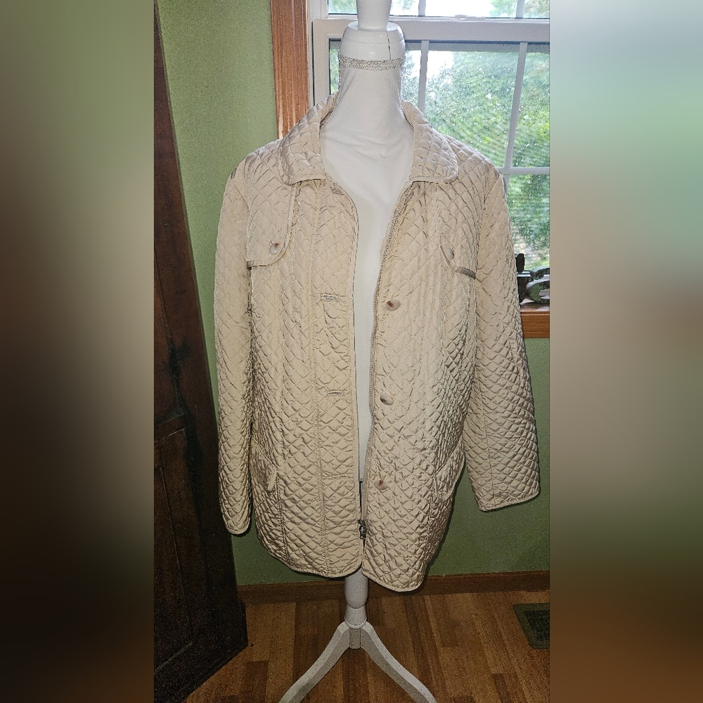 Talbots Size Xl Women's Quilted Jacket - Cream